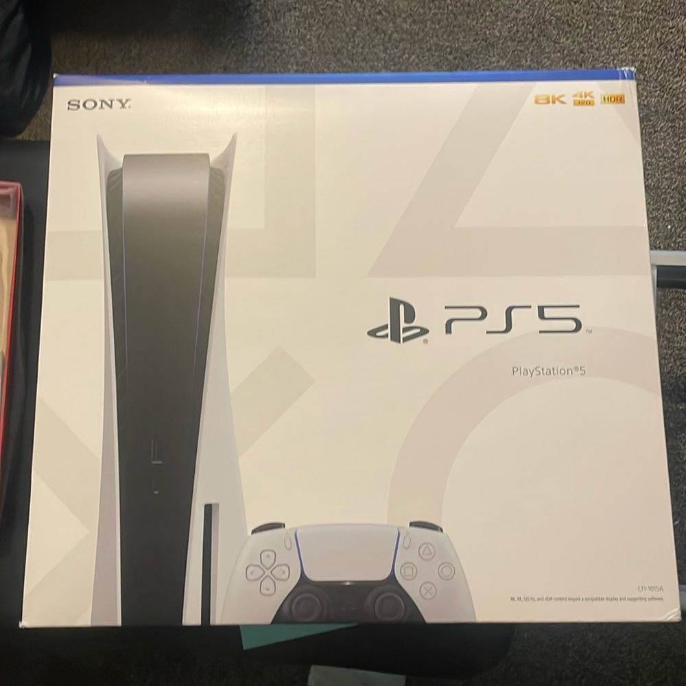 PS5 825gb Box